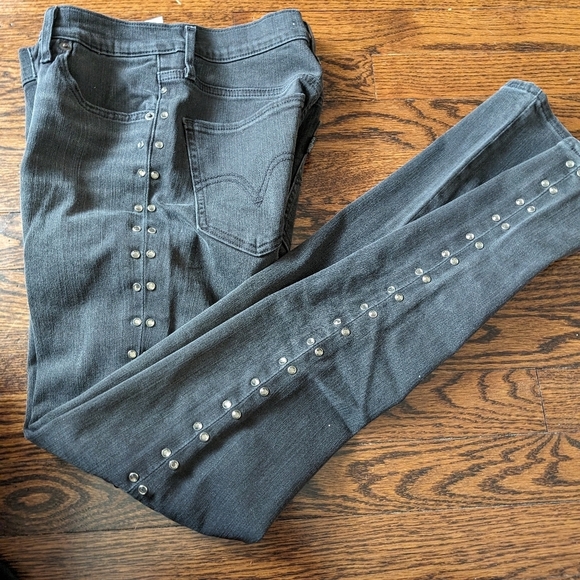 NWOT...LEVIS..MILE HIGH SUPER SKINNY STUDDED WOMEN'S JEANS... Size 26 - Picture 3 of 11